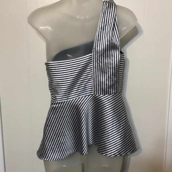 Banana Republic One-Shoulder Peplum Top - Picture 2 of 4